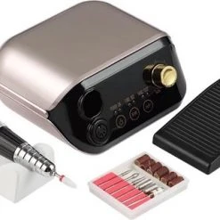 CACCIO? NAILS 2022 Nagelfrees-M1 Nagelvijl-Acrylnagels - Gelnagels - Manicure/Pedicure Handen En Voeten - Nagels - Nail Drill Machine - Nagelboormachine - Nagelfrees - Frees - 35000 RPM - M1 Goud - Inclusief 6 Bitjes - Hoge Kwaliteit - Nagelstudio - Professioneel