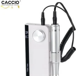 CACCIO? NAILS 2022 Wireless Nagelfrees - 501 Wit Draadloze Nagelfrees - Nagelfrees - Manicure/pedicure Voeten En Handen Acrylnagels-Gelnagels - Nagels - Nail Drill Machine - 35000 RPM - Roze - Inclusief 6 Bitjes - Hoge Kwaliteit - Nagelstudio - Professioneel